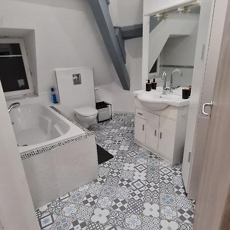 Magnifique appartement refait à neuf Pont-Saint-Vincent Exterior foto